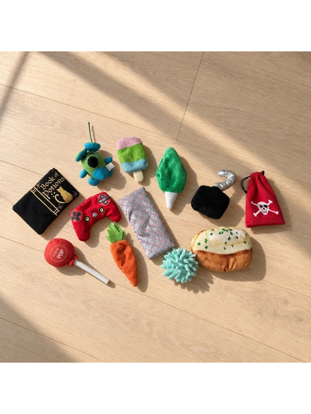 12pc Cat Toy Bundle Catnip Crinkle Kicker Plush Toys Assorted Set